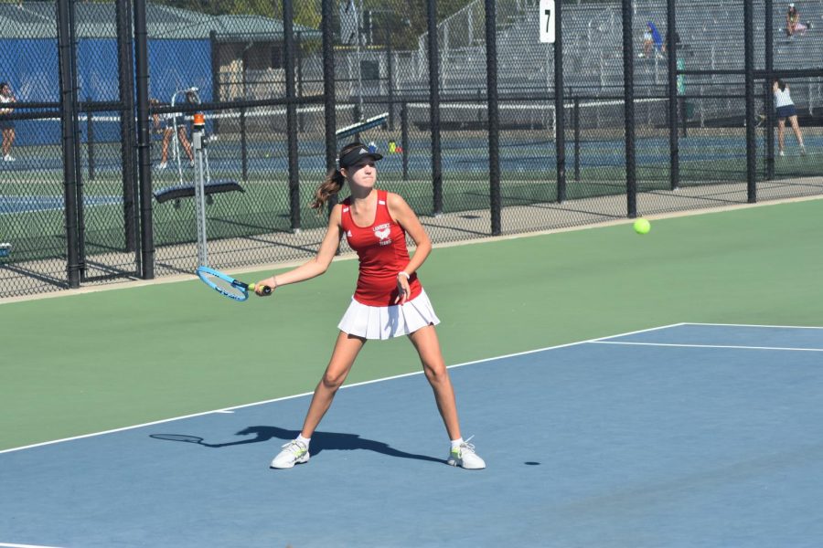 Tennis team uses season to grow and develop young talent