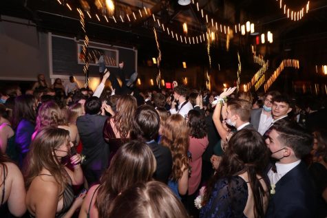 Students  celebrate at Winter Formal dance